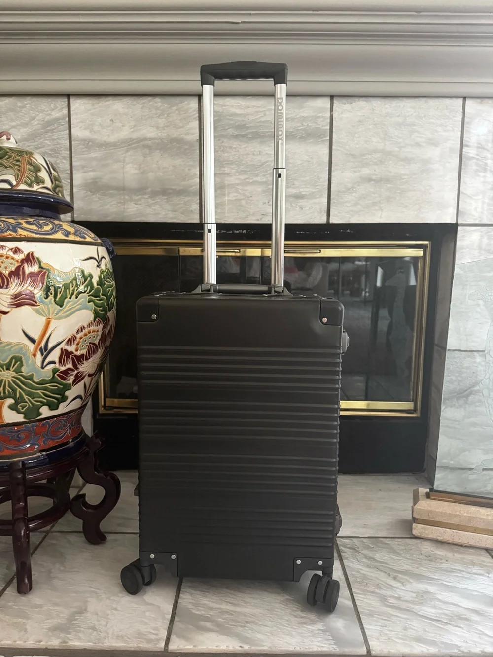 All aluminum carry on - zipperless with 360 wheels - 20 inch